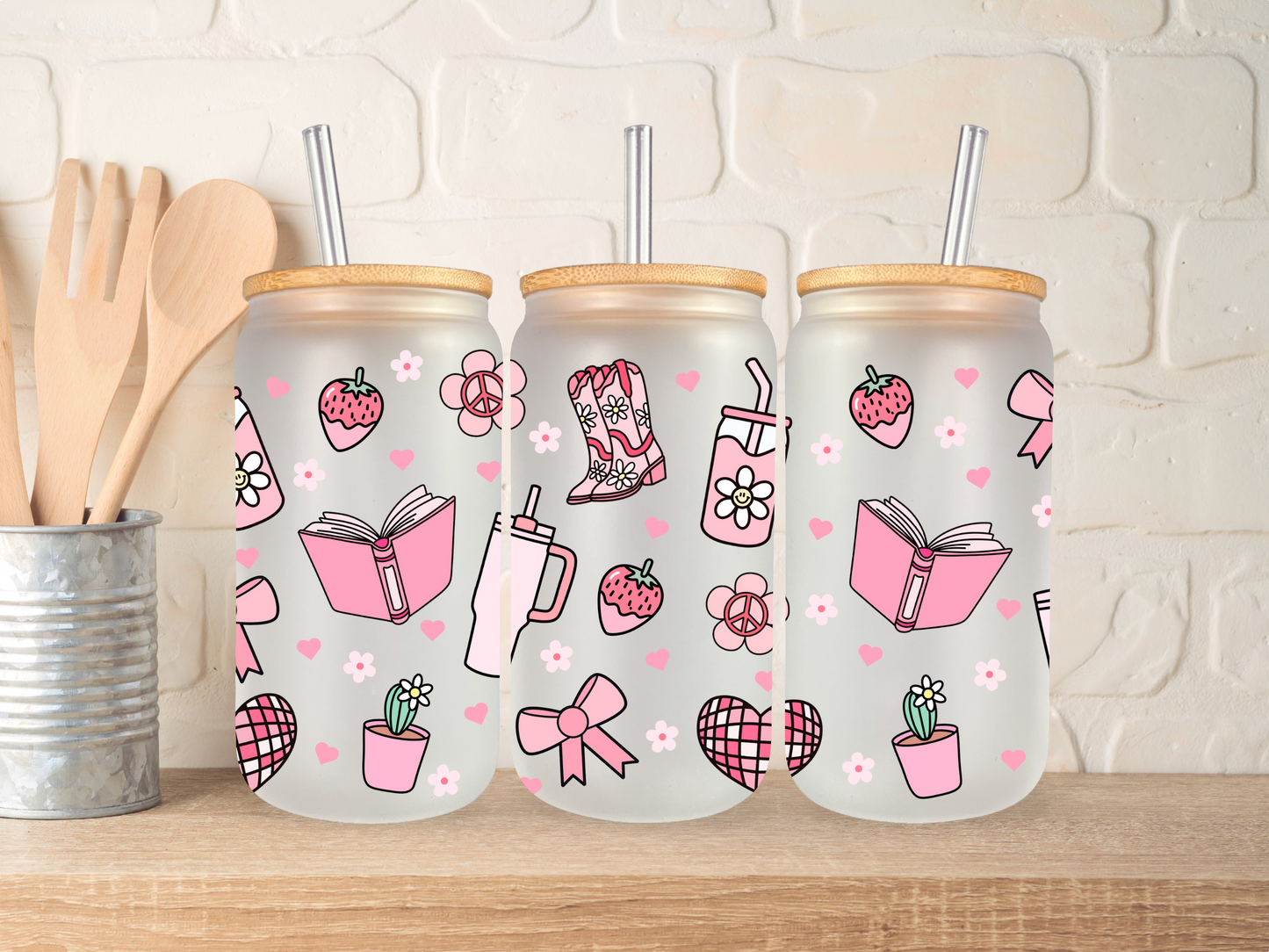 Pink Book & Cowboy boots 16oz Libbey can