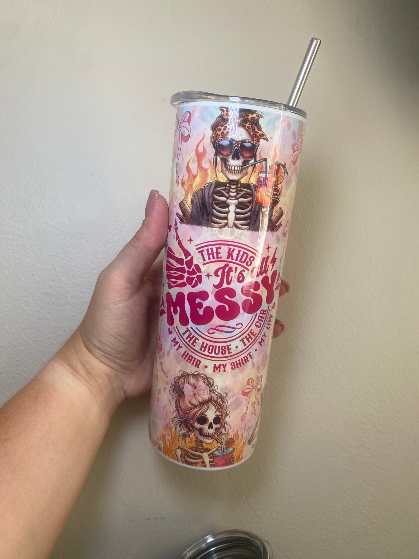 Messy mom - 20oz tumbler