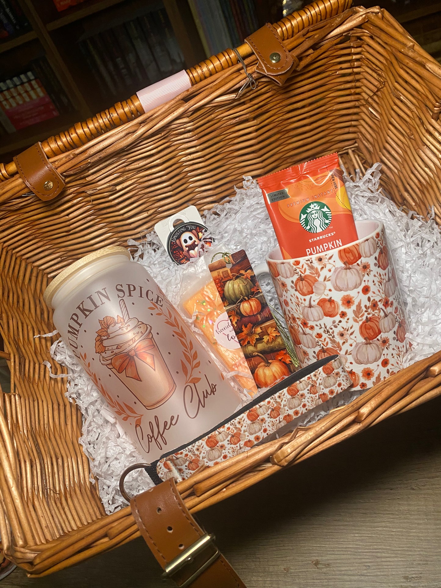 Monthly mystery box - October - Spooky season